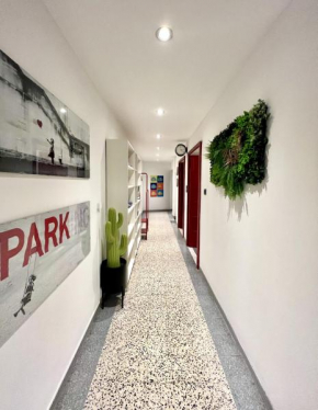 Pop House - Spacious flat next to Cathedral & Lake